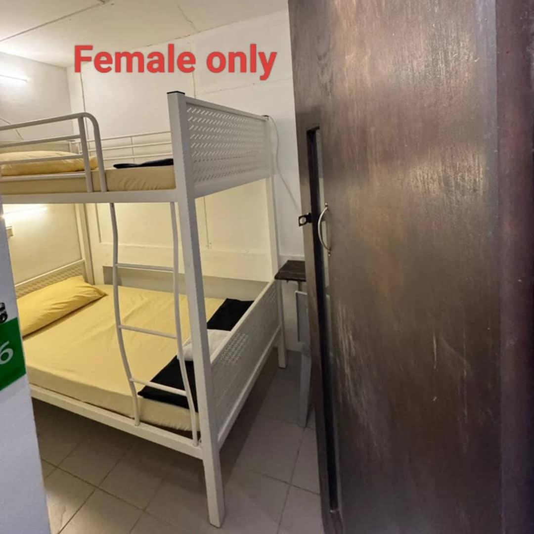 קוצ'ינג Sunset Homestay - Backpacker Hostel Self Checkin מראה חיצוני תמונה